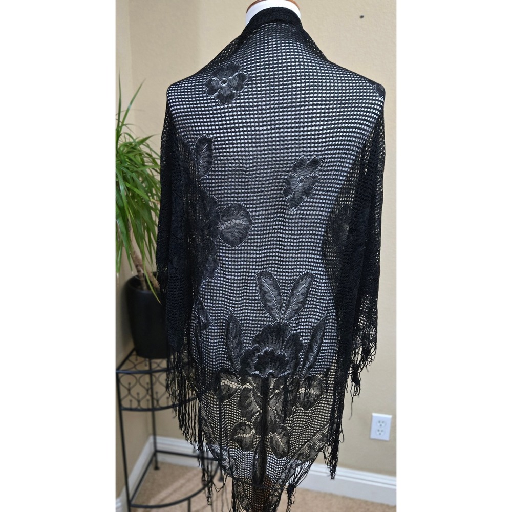 Crochet Floral Shawl Indie Romantic Black Fringe Whimsigoth Boho Evening Fairy - Picture 2 of 4